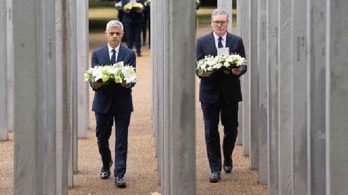 Thousands of petals fall at service to remember 7 July victims