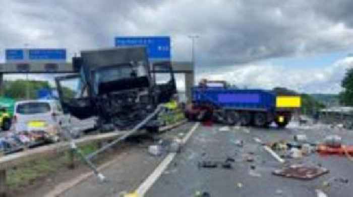 M60 shut for second day after eight-vehicle crash