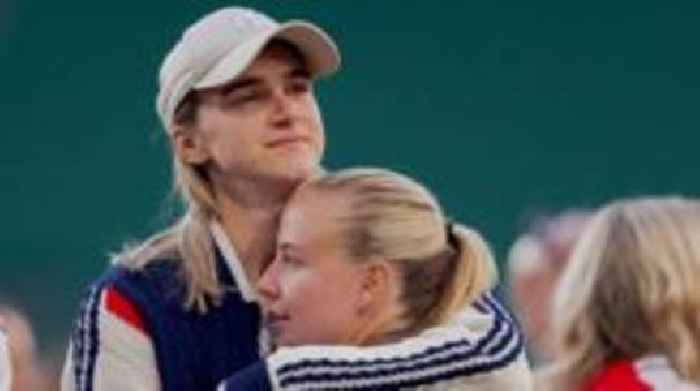 England's Beth Mead on facing her girlfriend at Euro 2025