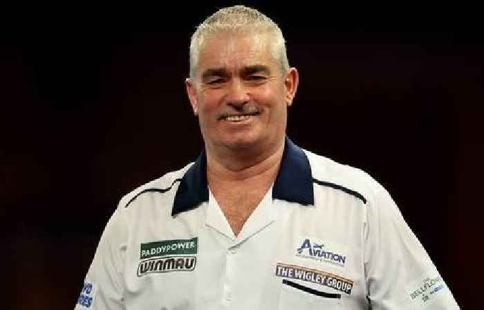 Ex-world darts champion 'pretty certain' to come out of retirement and return to PDC