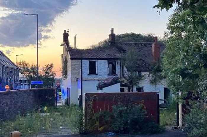Teen arrested after arson attack at Bristol pub