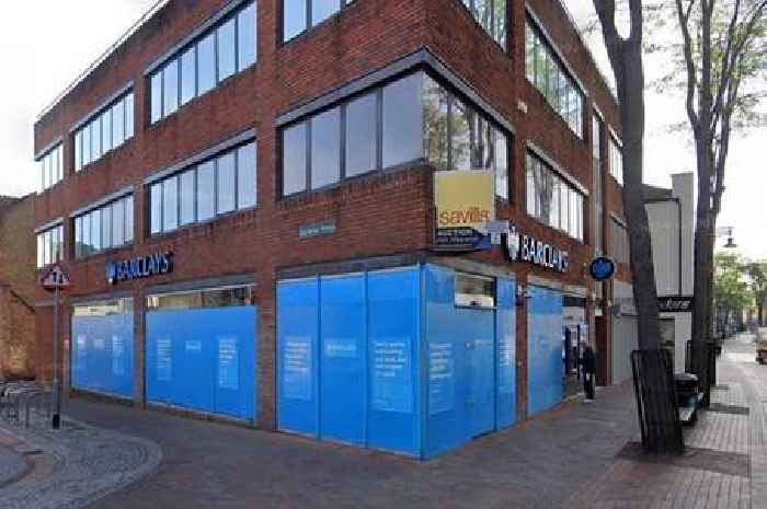When Kent area's last Barclays branch with close ahead of shopping centre relocation