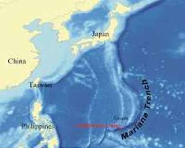 Autonomous sub explores unexplored trench depths to reveal critical mineral clues