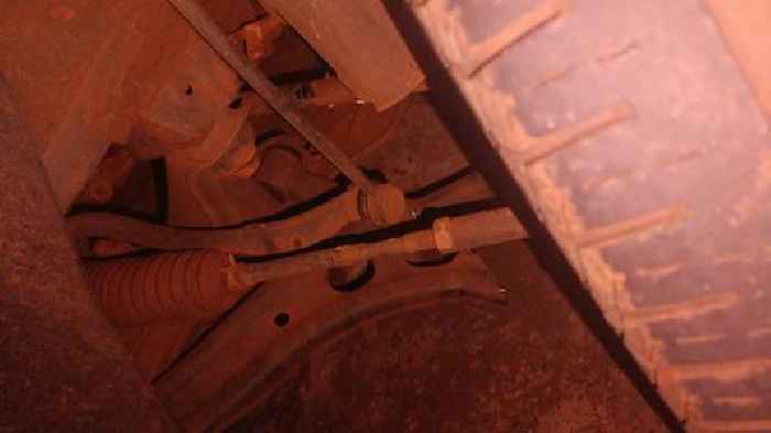 BYD Seagull Front Right Suspension Arm Is Breaking By the Dozens in Brazil
