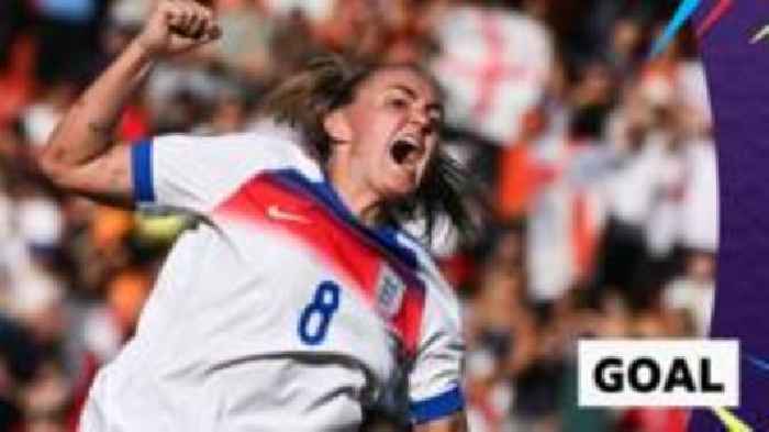 Stanway's 'beautiful' strike doubles England lead