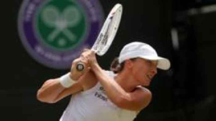 Swiatek into maiden Wimbledon semi-final