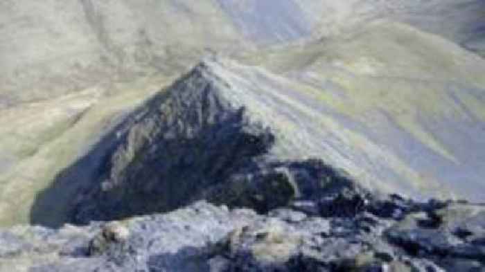 Hiker dies in Cumbrian ridge fall