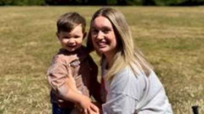 'Menacing thoughts' - new mum's mental health plea