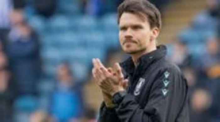 Sheffield Wednesday boss Rohl to return to club