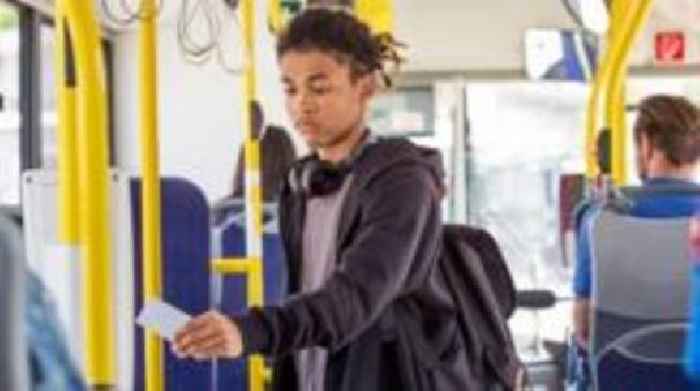 Younger children added to £1 youth bus fare scheme