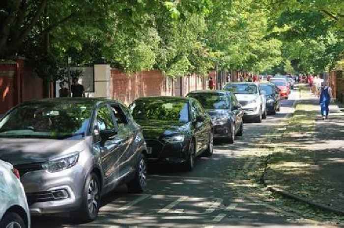 Drivers told to remove everyday item from cars ahead of heatwave