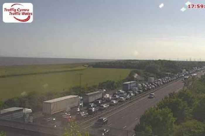 Live: M4 traffic chaos on Prince of Wales Bridge
