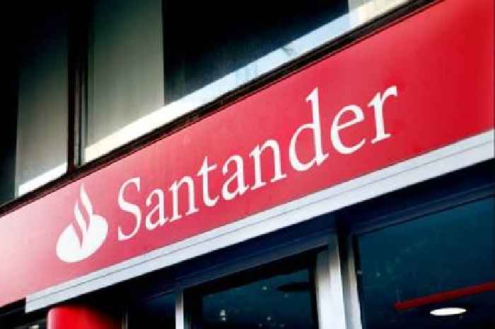 Santander handing £500 spending money to certain customers going on holiday