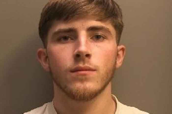 Police search for wanted 23-year-old from Nottingham who is known to visit Lincolnshire town