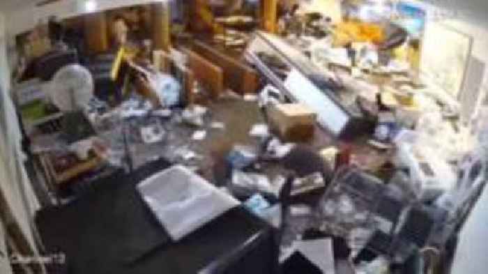 Watch: Timelapse shows floodwaters swamping New Mexico store