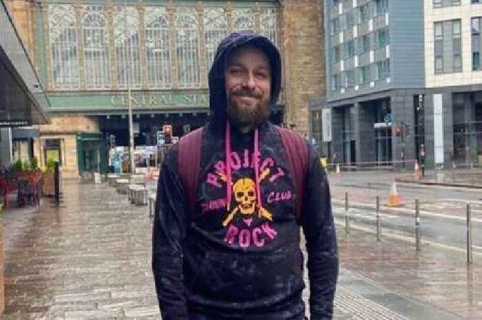 Young dad dies from stage 4 cancer after mistaking symptoms for gym injury