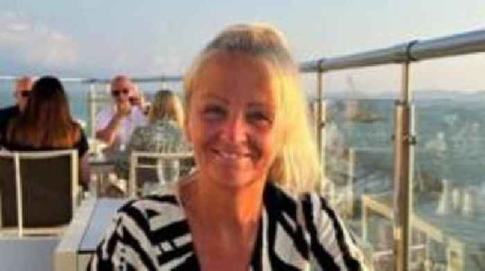 How was wanted man who left online clues free to kill Anita Rose?