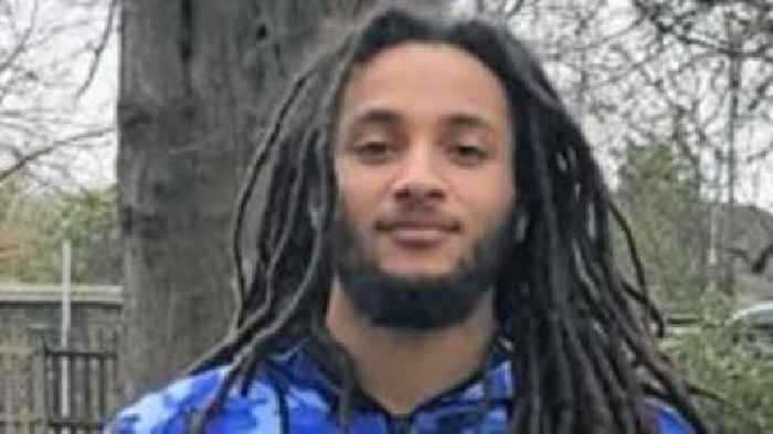 Teenager in fatal stabbing known to pose a risk
