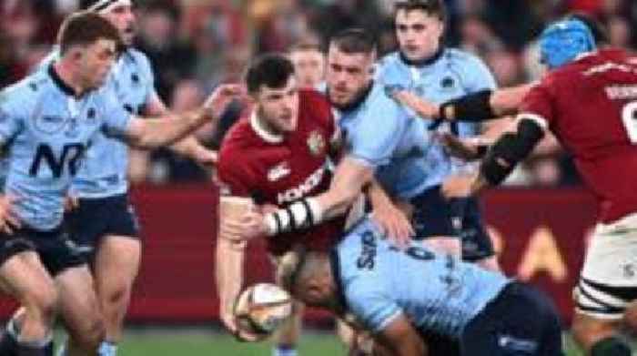 Lions add Irish full-back despite 'positive news' on Kinghorn