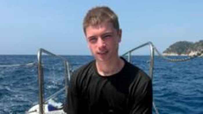 Teenager in crash dies after achieving 'Ben Nevis dream'