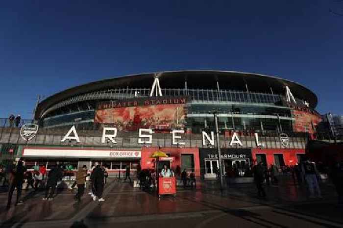 Arsenal 'to break world record transfer' in shock move for rival Liverpool star
