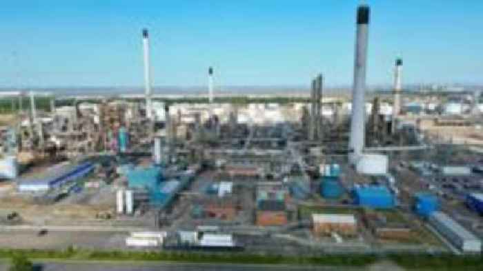 Oil refinery owners urged to support workers