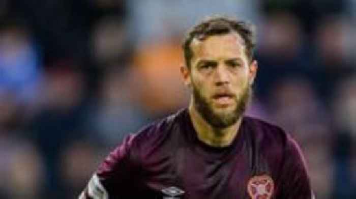 Salford sign midfielder Grant on two-year deal