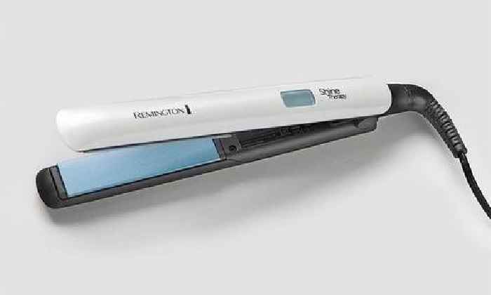 'Amazing' Remington hair straighteners with 'glossy finish' are 75% off at Amazon