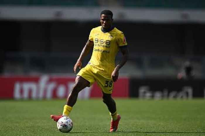 Nottingham Forest to lodge €10m transfer bid 'in the next few hours'