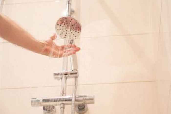 Millions of UK households urged to change timing of showers as heatwave hits