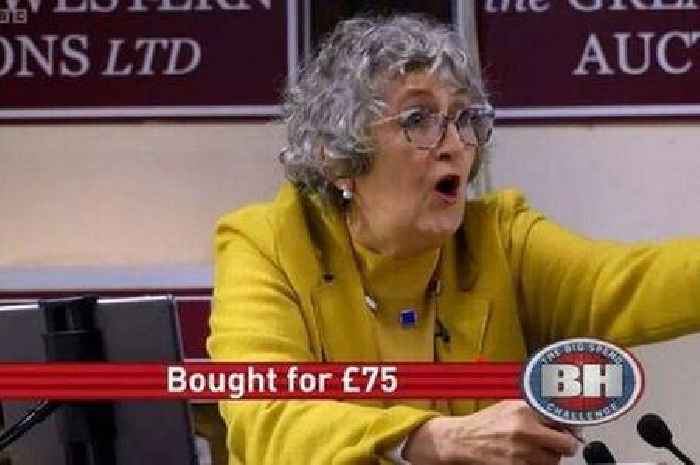 BBC Bargain Hunt's Anita Manning's life off screen including real age and career first