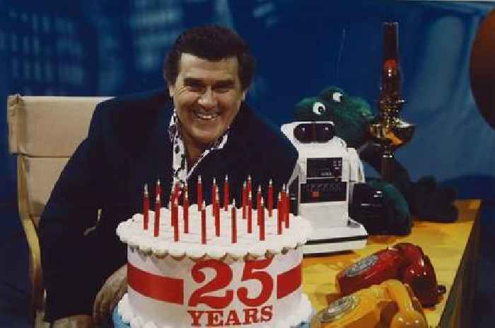 Much-loved Scots children's entertainer Glen Michael dies aged 99