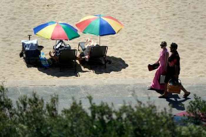 Met Office weather maps show the places in Wales where temperatures will be above 30°C this weekend