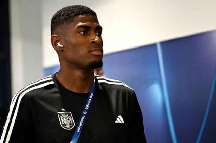 Cristhian Mosquera to Arsenal transfer latest as financial package set after two bids