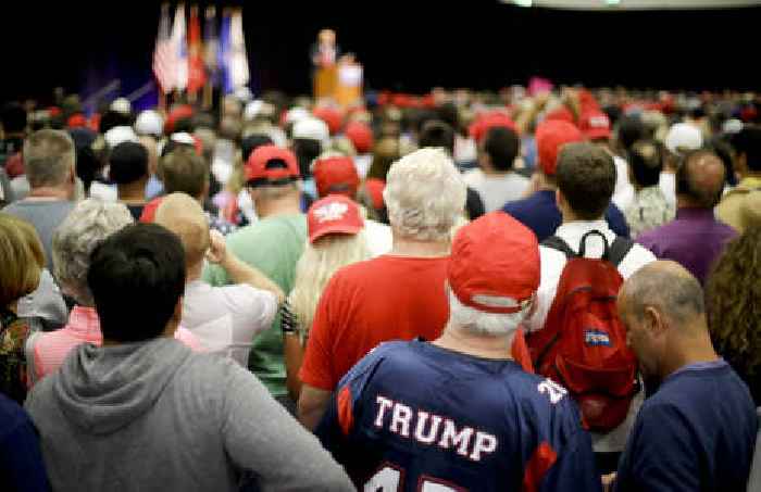 Poll: Vast Majority of Trump Base Supports AI ‘Guardrail’ Regulation
