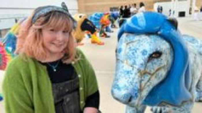 Creating lion helped me through cancer, artist says