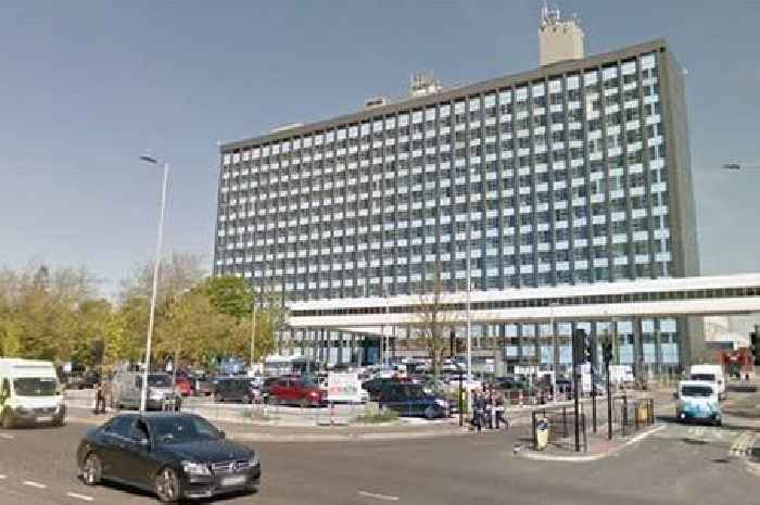 Hospital leaders apologise after Hull Royal Infirmary lifts break down in heatwave