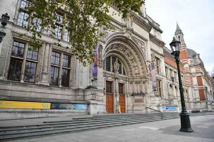 Top London museum reviewing incident after Bristol pupils 'racially profiled' during school trip