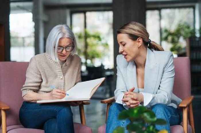 GPs encouraged to write fewer sick notes under new government rules