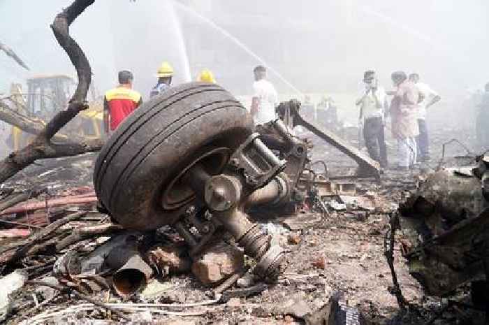 Air India crash pilots may have made 'fatal error' seconds after take off