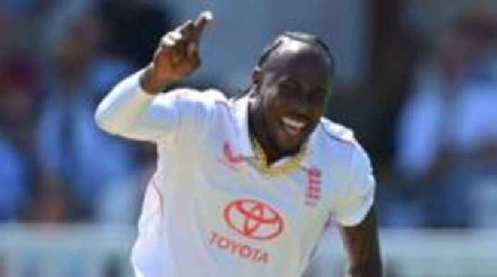 Archer strikes on comeback in see-saw third Test