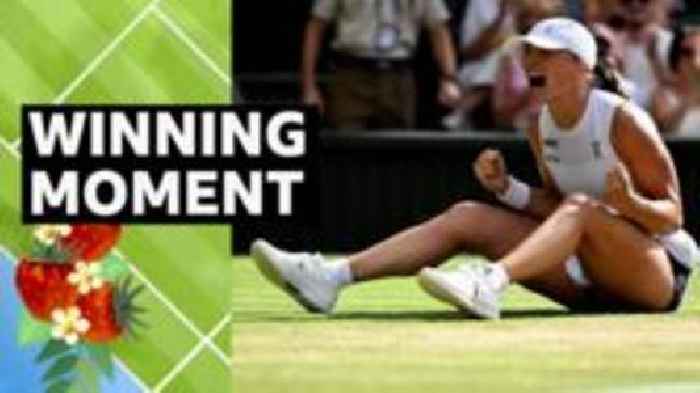 Swiatek dominates Anisimova to win first Wimbledon title