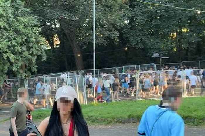 Ticketless Oasis fans storm Heaton Park fences as band takes to stage