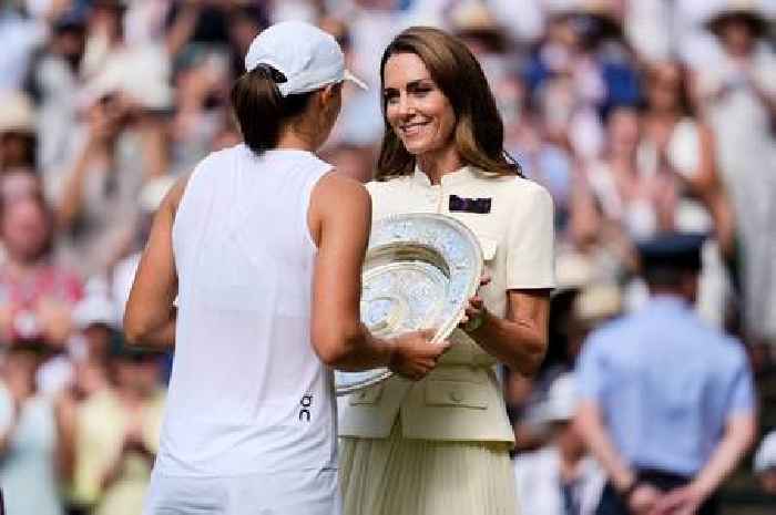 Kate Middleton's advice to Wimbledon champion Iga Swiatek revealed by lip reader