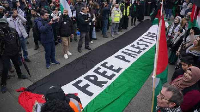 Dozens of MPs call for UK to recognise Palestine as state