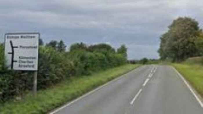 Two teenagers killed in crash with tree