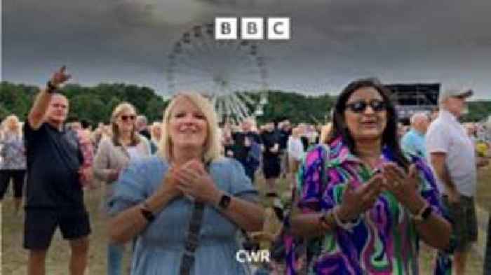 Coventry BSL interpreter steals show at Glastonbury