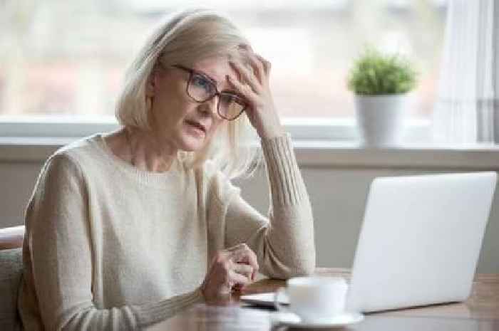 Everyone born between 1961 and 1973 sent new state pension warning