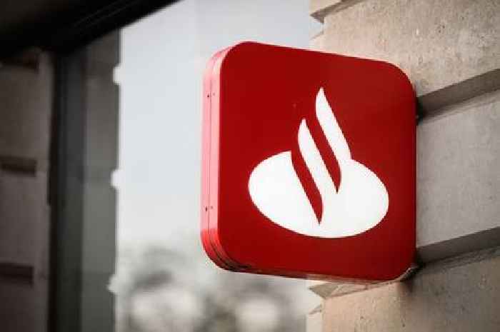 Santander to reduce opening hours at town branches