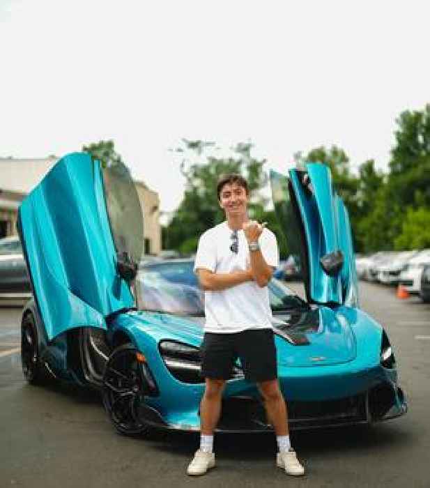 A 20-Year-Old Called a Dealer at 7 PM, Bought a Plane Ticket to New Jersey After the Call